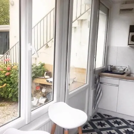Embrun - T2 Avec Jardin Pres De La