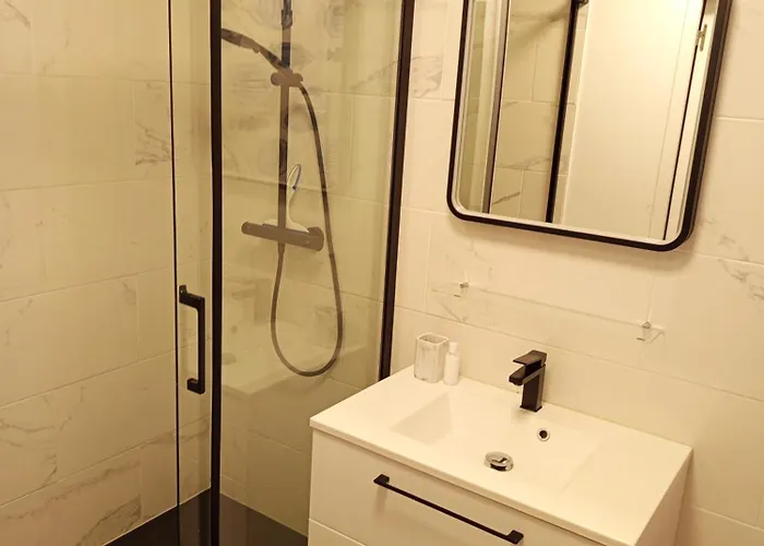 Embrun - T2 Avec Jardin Près De La Appartement Saint-Nazaire (Loire-Atlantique)